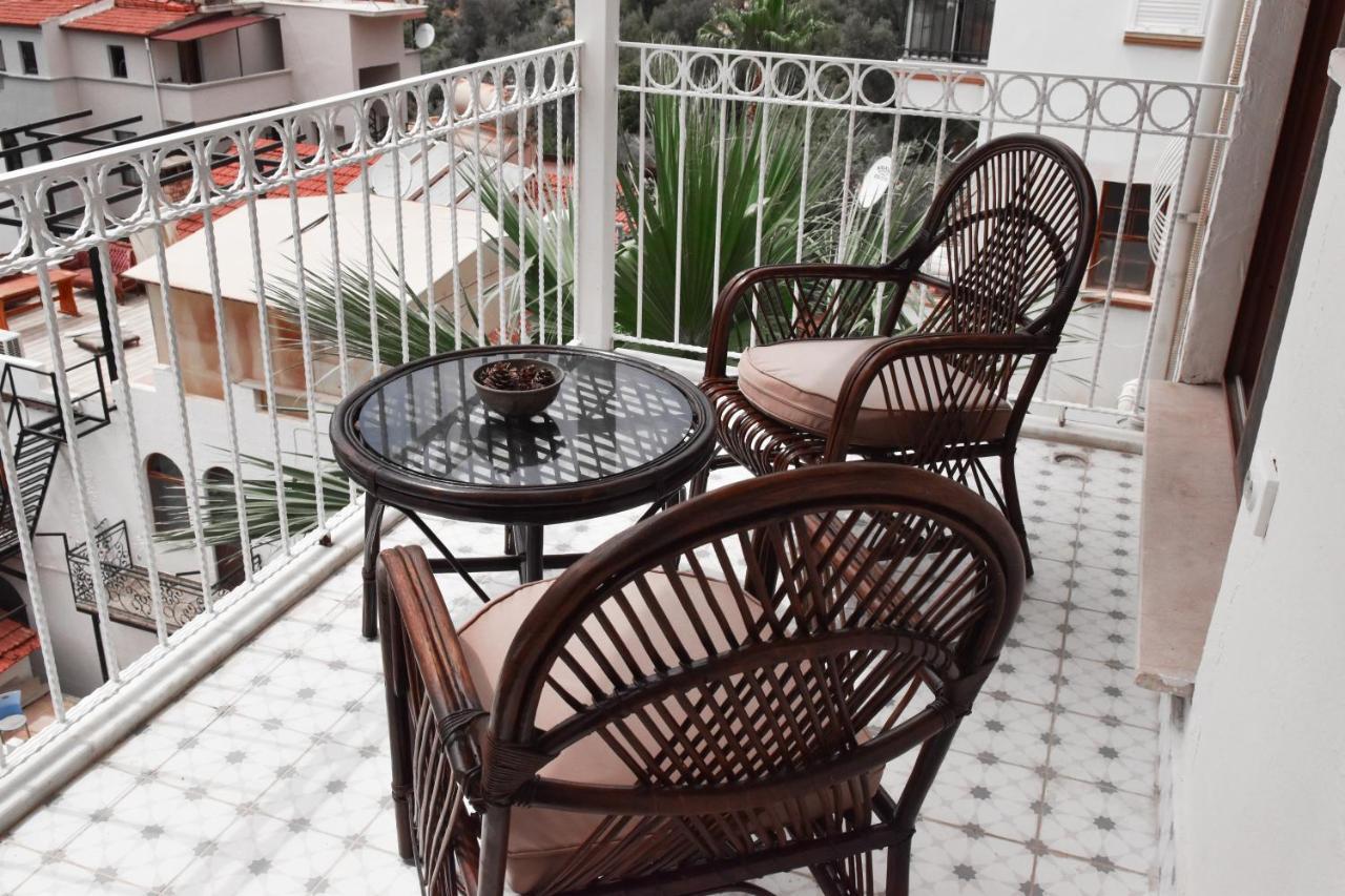 Smyrna Pansiyon Kaş Buitenkant foto
