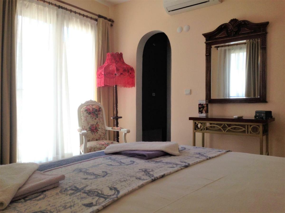 Smyrna Pansiyon Kaş Buitenkant foto